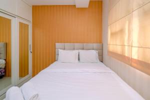 Comfort and Cozy 2BR at Signature Park Grande Apartment By Travelio