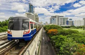 EM HOME Sukhumvit Bangkok - near Terminal 21, EM District Malls, BTS and MRT Lines