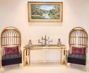 4Bedrooms Luxurious Furnished plus Big Majlis