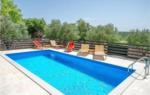 Stunning Home In Ladevci With Wifi