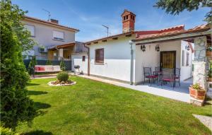 Pet Friendly Home In Fazana With Kitchen