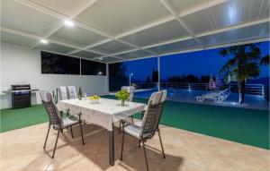 Amazing Home In Ika With House Sea View