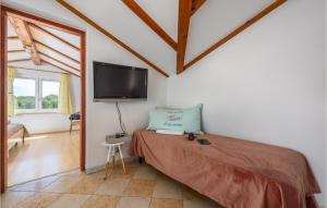 Nice Apartment In Porec With Wifi 