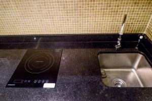 Best Studio Benson Supermall Mansion Apartment Connected to Pakuwon Mall By Travelio