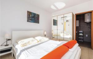 4 Bedroom Cozy Home In Opatija