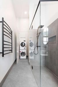 Mr Manchester in Peaceful Parkville