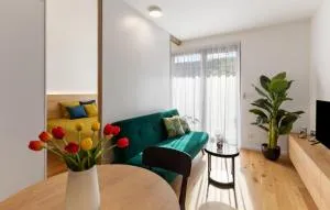 Zwirn Stylish Apartement with parking - Nivy