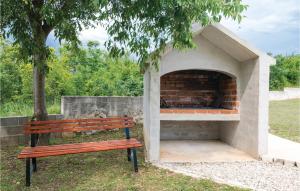 Two-Bedroom Holiday Home In Krusevo