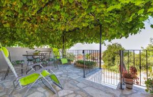 StoneBliss Holiday Home