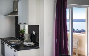 Two-Bedroom Apartment In Maslenica