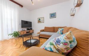 Gorgeous Home In Betina With Kitchen 