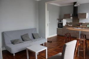 Appartements T2 Gautier proche Cite Medievale parking prive : photos des chambres