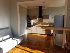 Appartements T2 Gautier proche Cite Medievale parking prive : photos des chambres