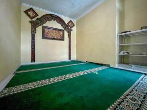 RedDoorz Near Alun Alun Kota Wisata Batu