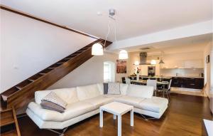 Stunning Home In Bribir With Kitchen 