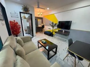 Chic Home - Bright 1 BHK close to Lilavati Hospital at Waroda Road, Bandra west - Mumbai