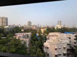 Chic Home - Bright 1 BHK close to Lilavati Hospital, Bandra west 602