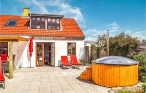 Three-Bedroom Holiday Home In Knebel