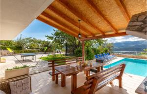 Cozy Home In Imotski With Wifi 