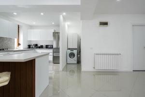 ThE Mansion - 7 Heaven