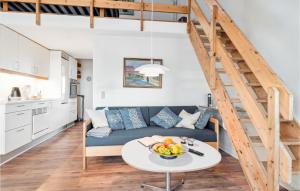 2 Bedroom Beautiful Apartment In Fanø