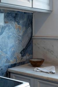 Thissio Getaway 2BA next to Athens ancient market