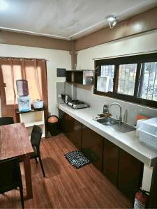 15-20Pax 9 Beds BisGroot Baguio Transient House