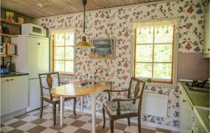 2 Bedroom Amazing Home In Vindeln