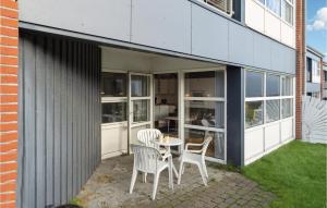 2 Bedroom Amazing Apartment In Fanø