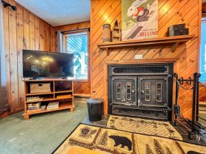 Stemwinder 10 EZ Slope Side Amazing Location Powder Monkey Lift