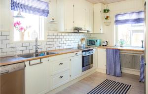 Stunning Home In Höganäs With Wifi