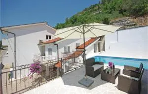 Four-Bedroom Holiday Home In Veliki Prolog - Veliki Prolog