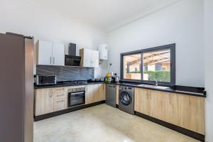 Villa Gina, chic et Moderne avec piscine&terrasse