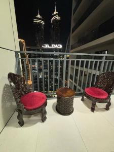 Layali - Chic 1BR with Balcony in Business Bay