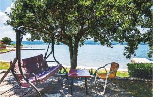 1 Bedroom Cozy Apartment In Krusevo