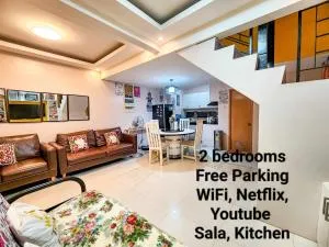 Calm House near Enchanted Kingdom Sta Rosa with Free Parking, Wifi, Netflix - Perlas