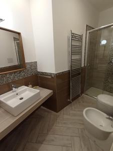 Red Bridges House Maria