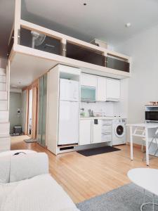 Oryu-dong Station 3 mins Two bedroom