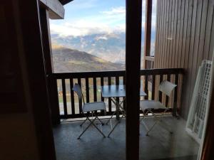 Studio 4 personnes pied des pistes avec piscine