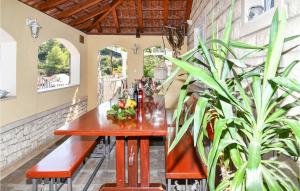 Nice Home In Postira With Wifi