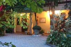 CondomÃnio encantador com piscina