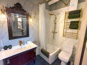 Lost & Found 2 - between sea and party