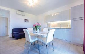 One-Bedroom Apartment In Cavtat