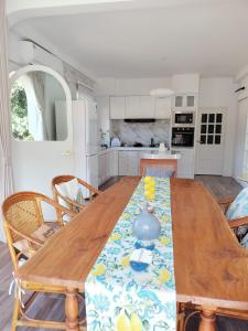 Phuket villa Naiyang