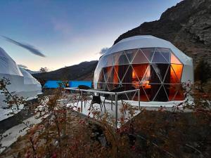 YOLO Outdoors - Riverside Luxury Domes, Jispa