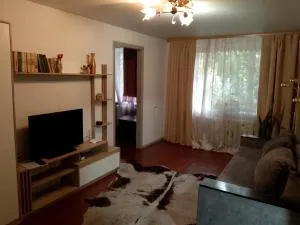 3-х комнатная квартира по улице Коцюбинского, дом 9 дробь 6 - Oleksandriya