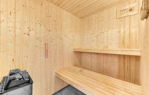 Stunning Home In Spøttrup With Sauna