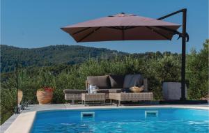 Awesome Home In Mikulina Luka With Wifi