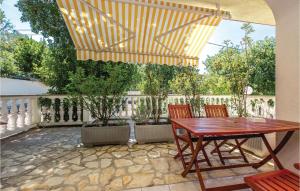 Nice Apartment In Povile With Wifi