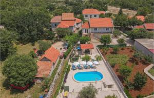 Three-Bedroom Apartment Dubrava With An Outdoor Swimming Pool 09